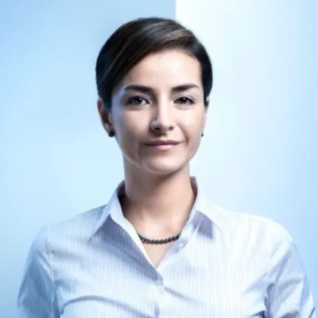 Headshot of Carola Pava Medina